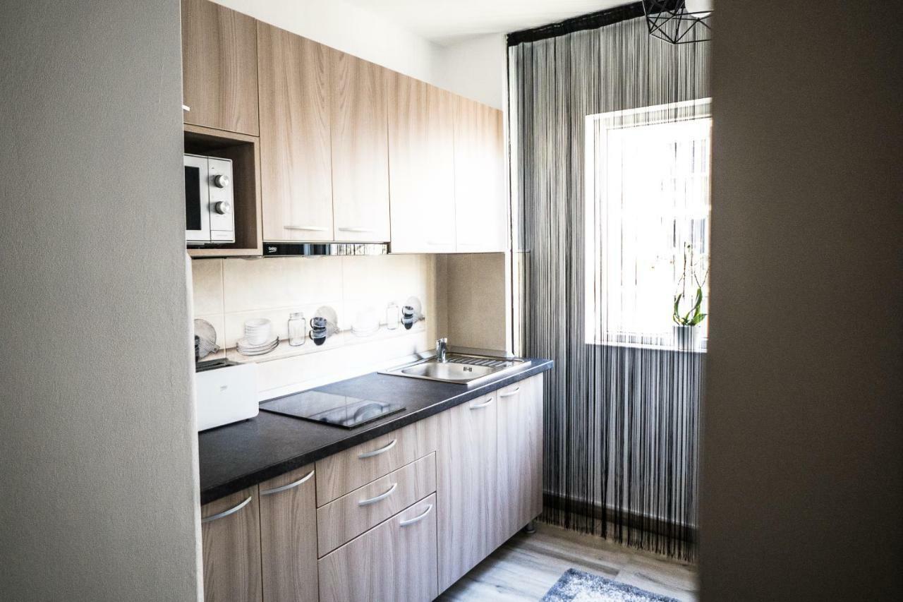 Tania Apartament Oradea Εξωτερικό φωτογραφία