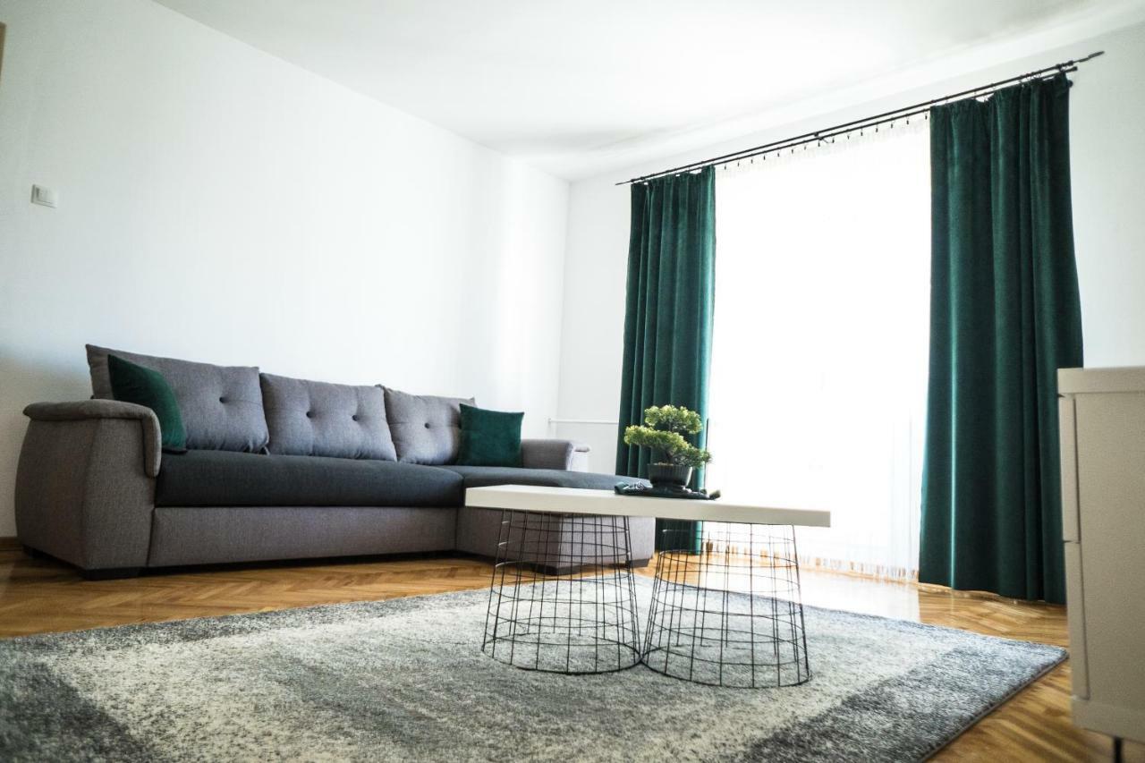 Tania Apartament Oradea Εξωτερικό φωτογραφία