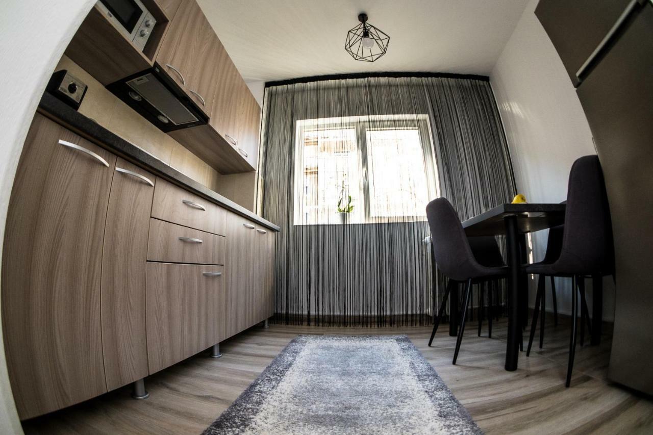 Tania Apartament Oradea Εξωτερικό φωτογραφία
